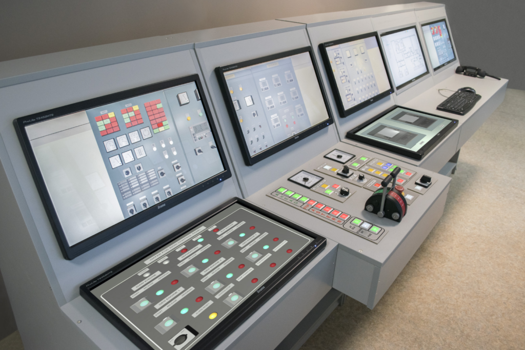STSTC Engine room simulator